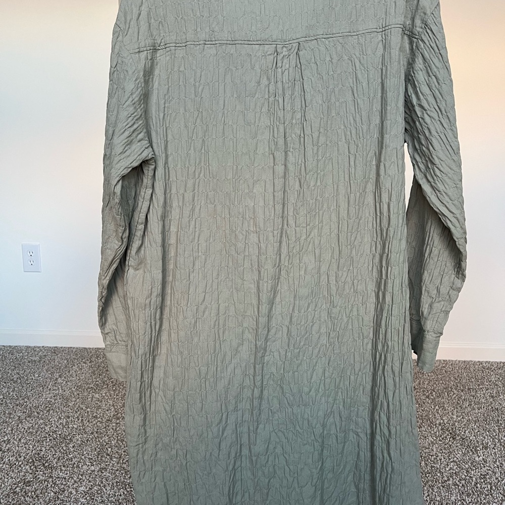 H&M Flowy Dress - Picture 3 of 3